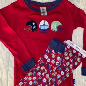 Gap boy Football helmet Pajamas PJ’s size 3